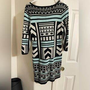T/O Black and Blue Geometric Long Sleeve Dress